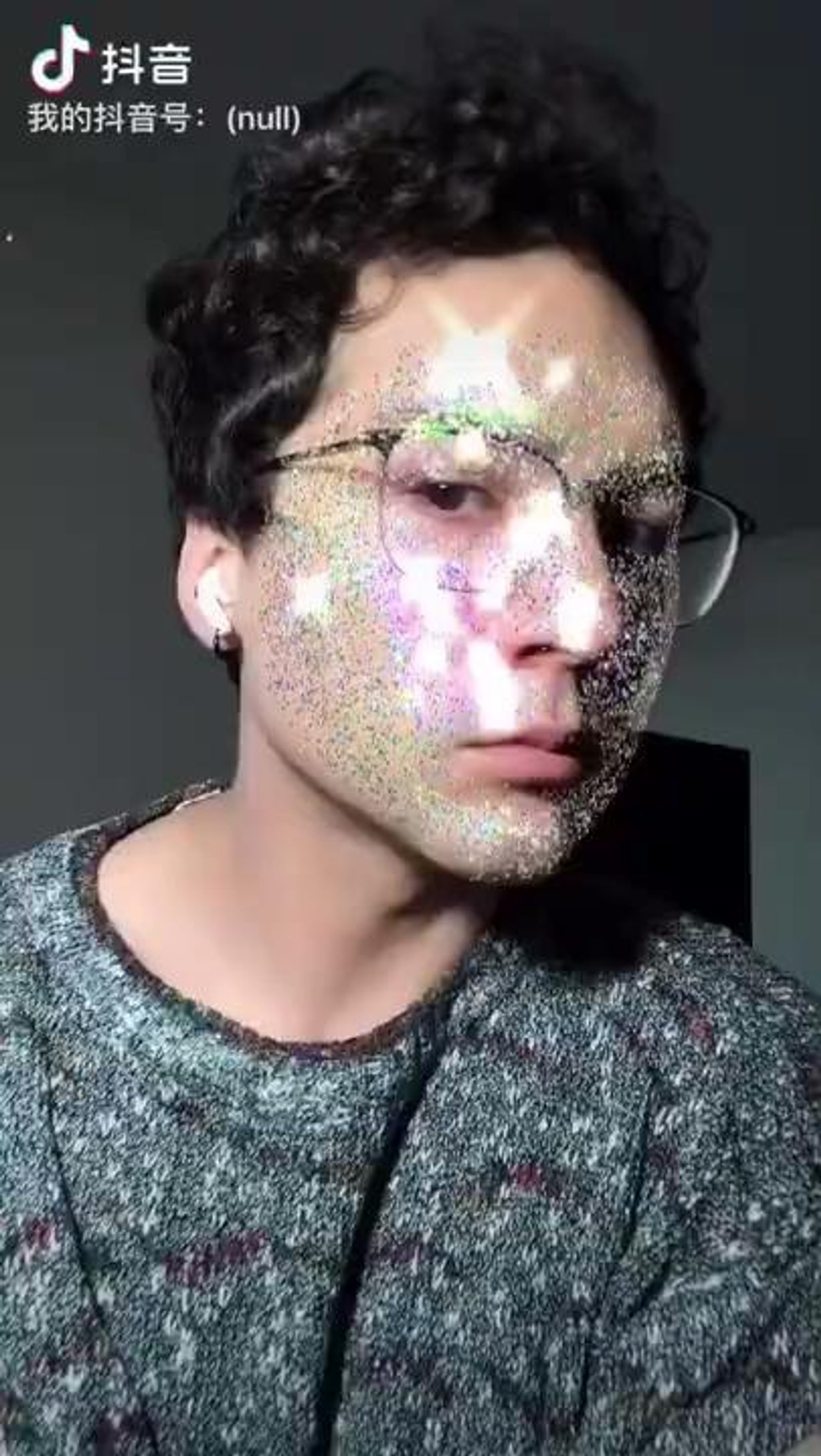 Sparkle shader glittering across a face